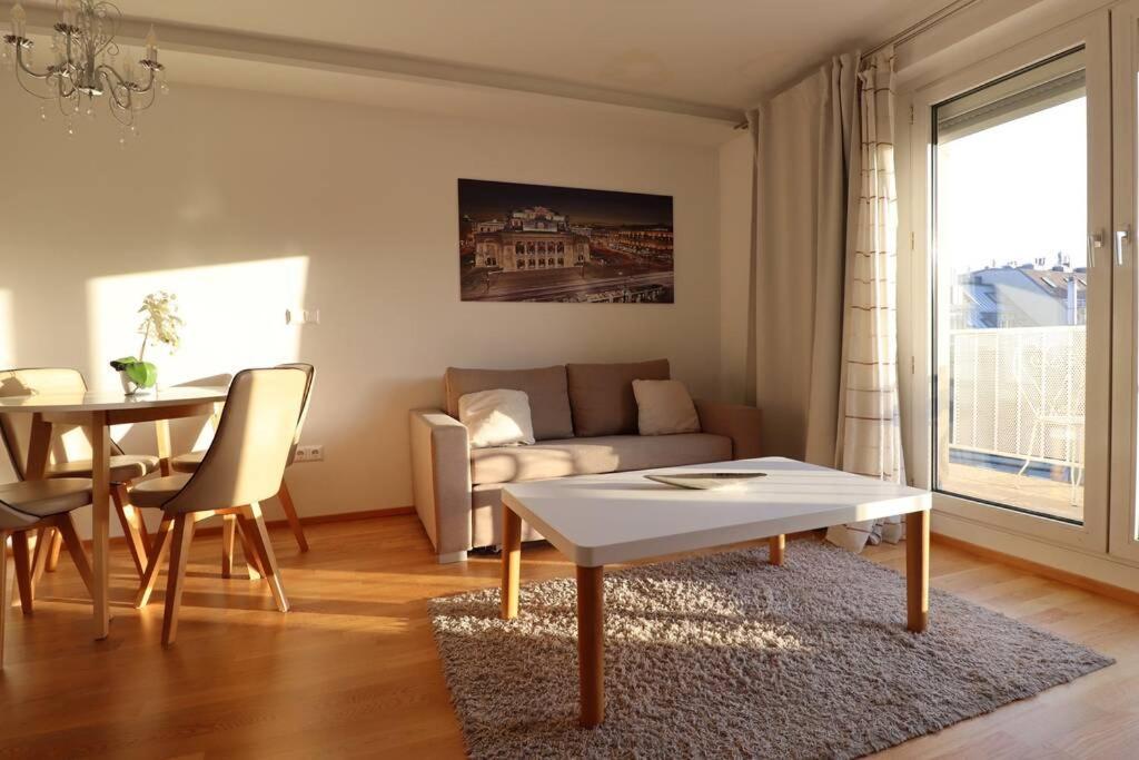 Brilliant View: Balcony Home, Modern, Stylish And Newly Renovated Wien Ngoại thất bức ảnh
